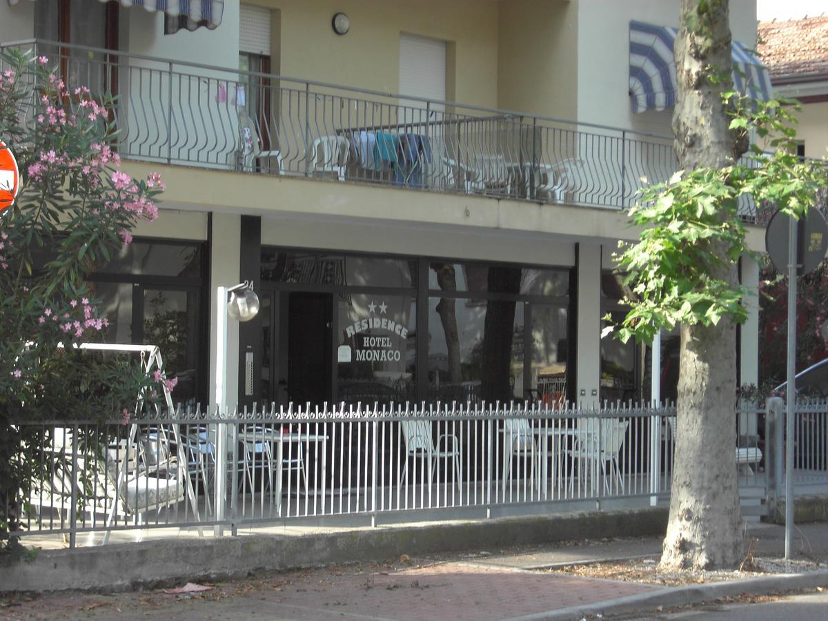 Residence Monaco Appartamentiリミニ エクステリア 写真