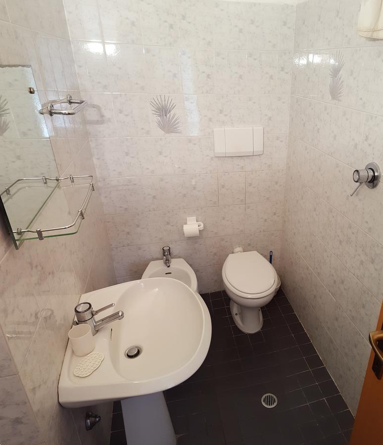 Residence Monaco Appartamentiリミニ エクステリア 写真